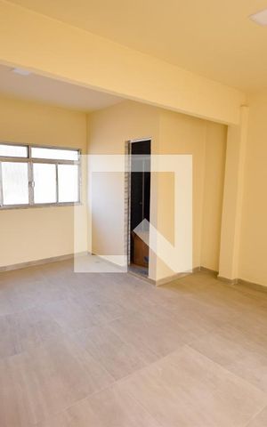 Casa de condomínio à venda com 180m², 2 quartos e sem vaga Casa de condomínio à venda com 180m², 2 quartos e sem vagaTerraço