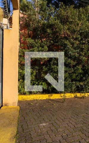 Casa de condomínio à venda com 158m², 3 quartos e 3 vagas Casa de condomínio à venda com 158m², 3 quartos e 3 vagasPlaca