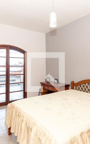 Casa à venda com 100m², 2 quartos e 2 vagasQuarto 1 (Suíte)