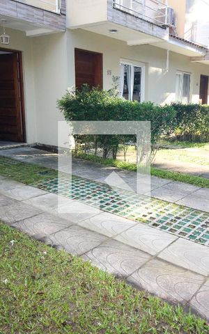 Casa de condomínio à venda com 101m², 3 quartos e 1 vagaGaragem