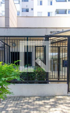 Apartamento à venda com 207m², 4 quartos e 3 vagas Apartamento à venda com 207m², 4 quartos e 3 vagasFachada