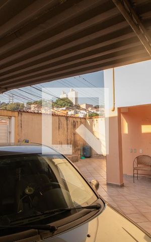 Casa à venda com 300m², 7 quartos e 3 vagas Casa à venda com 300m², 7 quartos e 3 vagasGaragem