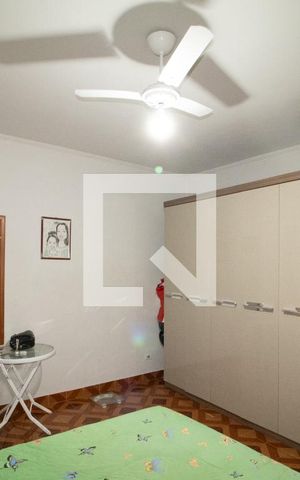 Casa à venda com 300m², 7 quartos e 3 vagas Casa à venda com 300m², 7 quartos e 3 vagasQuarto 1