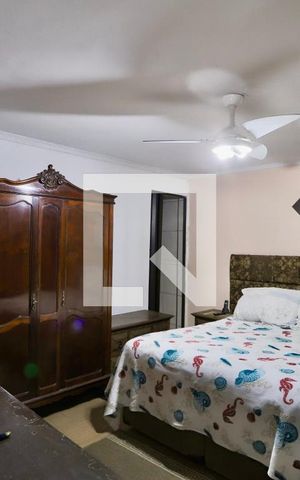 Casa à venda com 176m², 6 quartos e 2 vagas Casa à venda com 176m², 6 quartos e 2 vagasQuarto 1