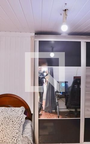 Casa à venda com 176m², 6 quartos e 2 vagas Casa à venda com 176m², 6 quartos e 2 vagasQuarto 4