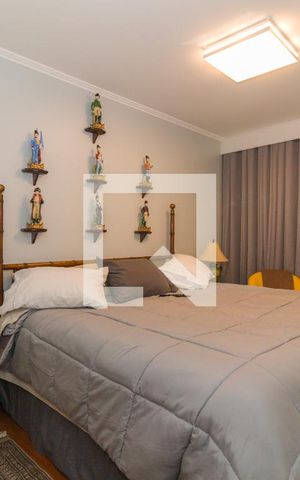 Apartamento à venda com 267m², 3 quartos e 2 vagas Apartamento à venda com 267m², 3 quartos e 2 vagasSuíte