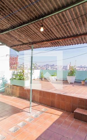 Casa à venda com 197m², 3 quartos e 1 vagaSacada do quarto 2