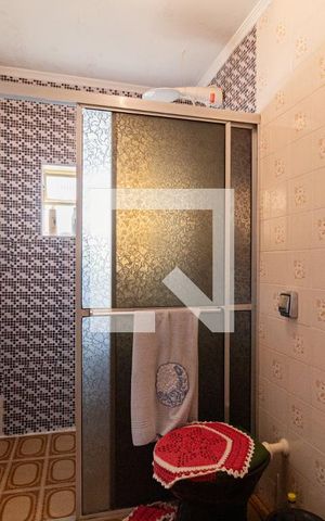 Casa à venda com 197m², 3 quartos e 1 vagaBanheiro 1
