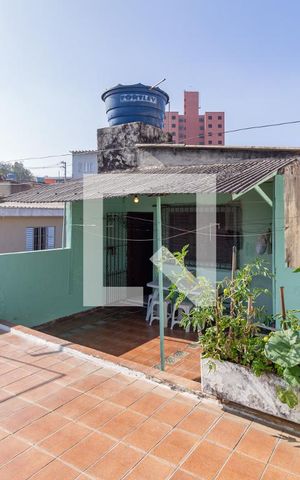 Casa à venda com 197m², 3 quartos e 1 vagaSacada do quarto 2