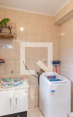 Casa à venda com 197m², 3 quartos e 1 vagaCozinha e área de serviço
