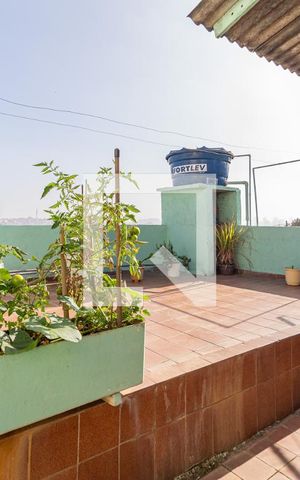 Casa à venda com 197m², 3 quartos e 1 vagaSacada do quarto 2