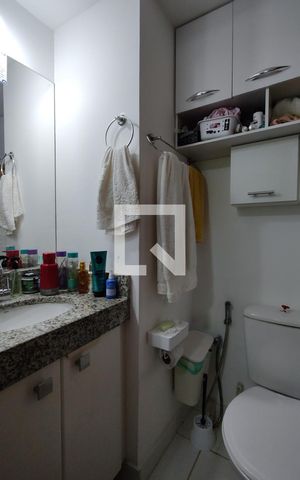 Apartamento à venda com 146m², 3 quartos e 2 vagasBanheiro da Suíte 2
