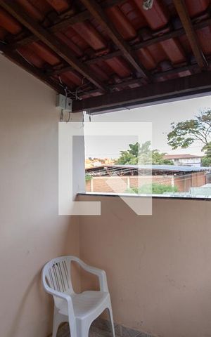 Casa à venda com 300m², 4 quartos e 6 vagas Casa à venda com 300m², 4 quartos e 6 vagasVaranda da Sala