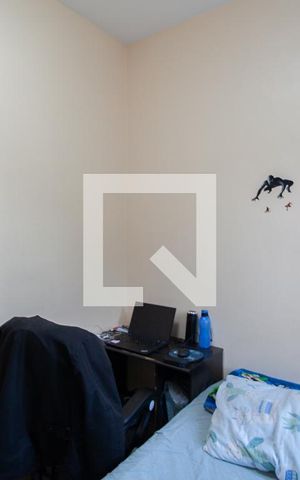 Casa à venda com 300m², 4 quartos e 6 vagas Casa à venda com 300m², 4 quartos e 6 vagasQuarto 2