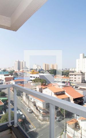 Apartamento à venda com 56m², 2 quartos e 1 vaga Apartamento à venda com 56m², 2 quartos e 1 vagaVaranda