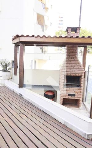 Apartamento à venda com 190m², 4 quartos e 3 vagasChurrasqueira