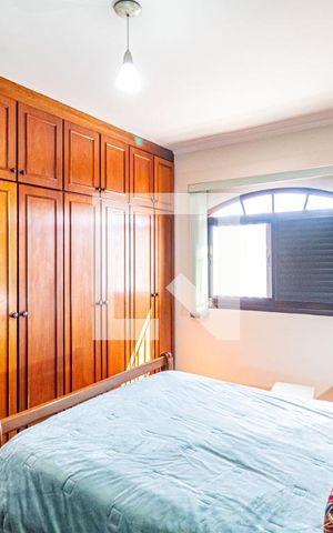 Casa à venda com 340m², 4 quartos e 4 vagas Casa à venda com 340m², 4 quartos e 4 vagasSuíte 02