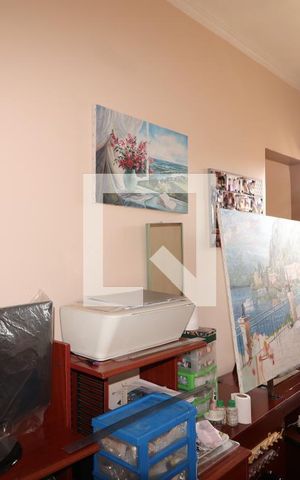 Casa à venda com 200m², 4 quartos e 4 vagasSala 2