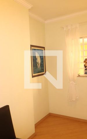 Casa à venda com 200m², 4 quartos e 4 vagasQuarto 3