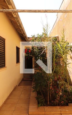 Casa à venda com 200m², 4 quartos e 4 vagasQuintal
