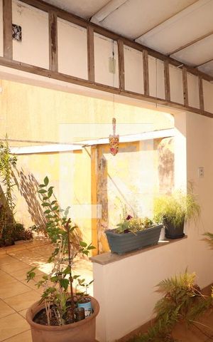 Casa à venda com 200m², 4 quartos e 4 vagasÁrea de Serviço