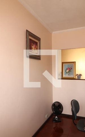 Casa à venda com 200m², 4 quartos e 4 vagasSala 2