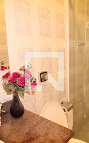 Casa à venda com 200m², 4 quartos e 4 vagasBanheiro