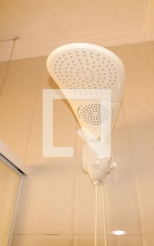 Casa à venda com 200m², 4 quartos e 4 vagasBanheiro da Suíte