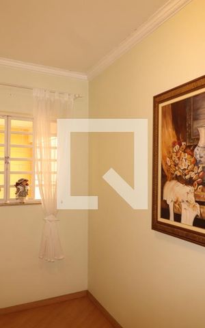 Casa à venda com 200m², 4 quartos e 4 vagasQuarto 3