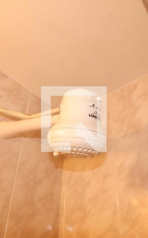 Casa à venda com 200m², 4 quartos e 4 vagasBanheiro 2
