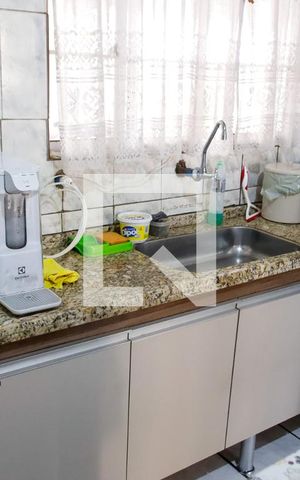 Casa à venda com 500m², 2 quartos e 10 vagas Casa à venda com 500m², 2 quartos e 10 vagasCozinha