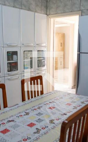 Casa à venda com 500m², 2 quartos e 10 vagas Casa à venda com 500m², 2 quartos e 10 vagasCozinha