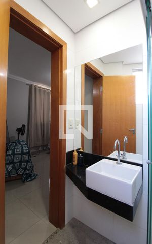 Apartamento para alugar com 110m², 2 quartos e 2 vagasBanheiro da Suite