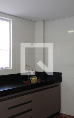 Apartamento para alugar com 110m², 2 quartos e 2 vagasCozinha