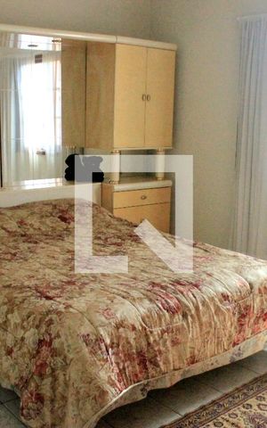 Casa à venda com 175m², 3 quartos e 2 vagasQuarto 1