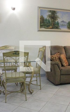 Casa à venda com 175m², 3 quartos e 2 vagasSala