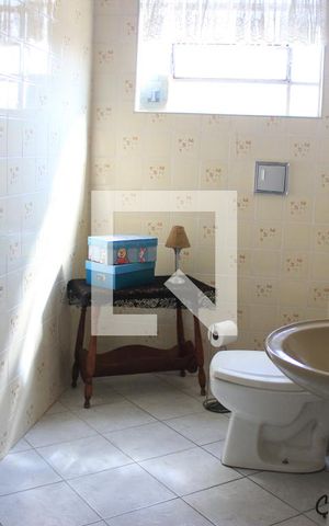 Casa à venda com 175m², 3 quartos e 2 vagasLavabo