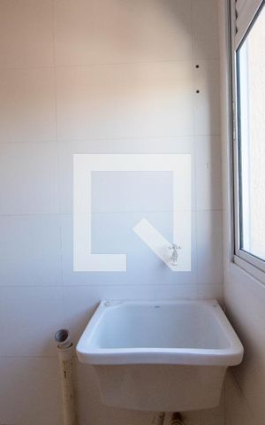 Apartamento para alugar com 38m², 2 quartos e sem vaga Apartamento para alugar com 38m², 2 quartos e sem vagaLavanderia