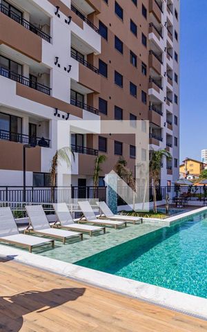 Apartamento à venda com 27m², 1 quarto e sem vagaÁrea comum - Piscina