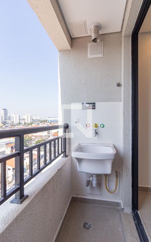 Apartamento à venda com 27m², 1 quarto e sem vagaSacada e área de serviço