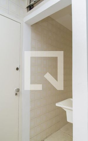 Apartamento para alugar com 120m², 3 quartos e 2 vagas Apartamento para alugar com 120m², 3 quartos e 2 vagasÁrea de Serviço