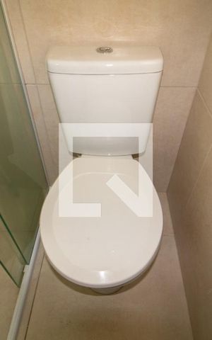 Apartamento para alugar com 51m², 2 quartos e 1 vaga Apartamento para alugar com 51m², 2 quartos e 1 vagaBanheiro