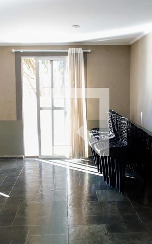 Apartamento à venda com 82m², 3 quartos e 1 vaga Apartamento à venda com 82m², 3 quartos e 1 vagaÁrea comum - Salão de festas