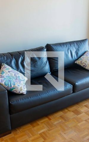 Apartamento à venda com 82m², 3 quartos e 1 vaga Apartamento à venda com 82m², 3 quartos e 1 vagasala