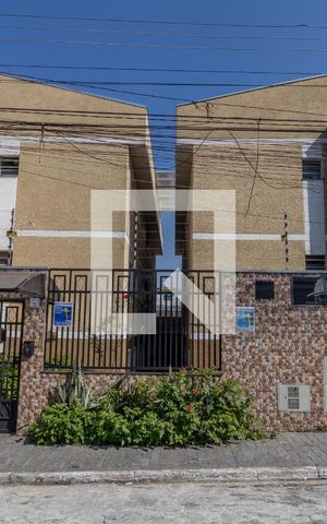 Apartamento para alugar com 49m², 2 quartos e sem vaga Apartamento para alugar com 49m², 2 quartos e sem vagaPlaca+Fachada
