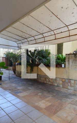 Casa à venda com 670m², 8 quartos e 8 vagas Casa à venda com 670m², 8 quartos e 8 vagasArea externa/ casa2