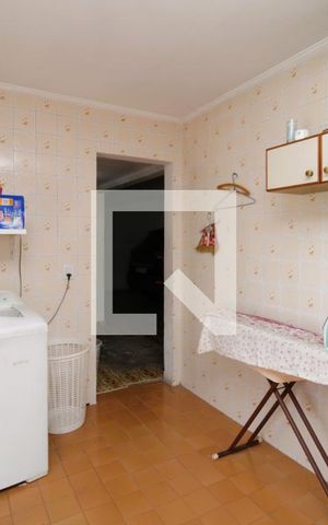 Casa à venda com 300m², 6 quartos e 7 vagasÁrea de Serviço