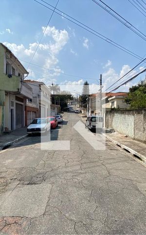 Casa à venda com 300m², 6 quartos e 7 vagas Casa à venda com 300m², 6 quartos e 7 vagasVista da Rua