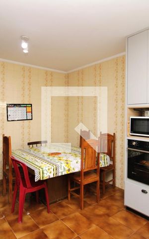Casa à venda com 300m², 6 quartos e 7 vagasCozinha