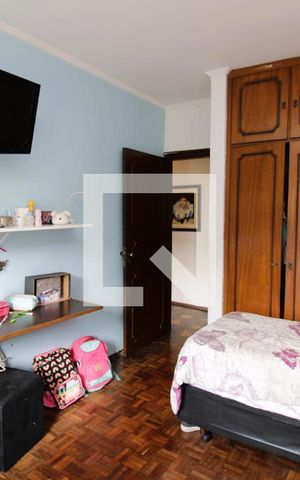 Casa à venda com 300m², 6 quartos e 7 vagasQuarto 1